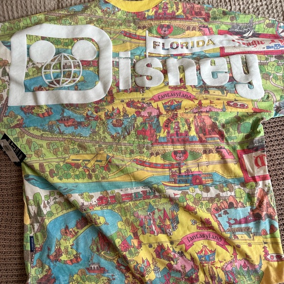 Disney World Vault Jersey Spirit - Picture 5 of 7